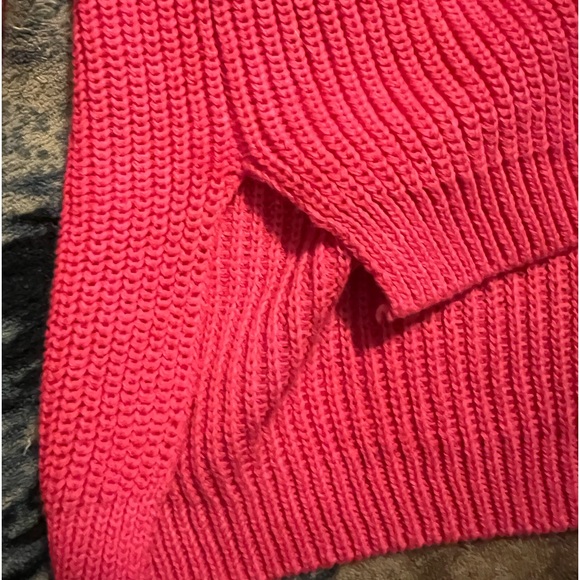 New With Tags Ladies Crown & Ivy Sweater - Picture 4 of 6